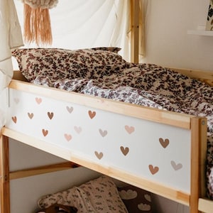 Décalcomanies Boho Heart pour lit Kura, vinyle dessiné à la main marron et rose, décoration de chambre d’enfant pour lit d’enfant, mur et commode