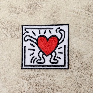 Naszywka z napisem „Happy heart”, Naszywki z napisem „Happy heart”, Naszywki do prasowania, Naszywki haftowane, Naszywki na kurtkę, Naszywka z logo na plecach,