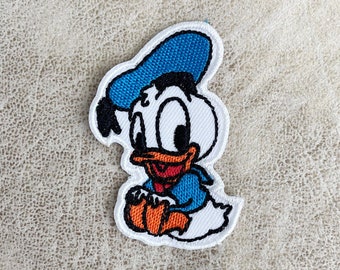Donald Duck Aufnäher, gestickt, gestickt (6x4cm)