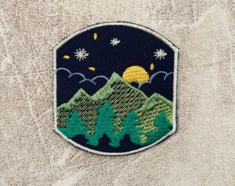 Mountain Sunset Embroidered Iron-on Patch, Adventure Travel