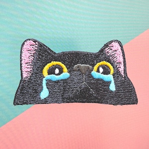 Süße schwarze Katze Patches, Patches, süße Katze Patches Eisen auf, gestickt Patch Eisen, Patches für Jacke, Logo Patch auf der Rückseite Black cat crying