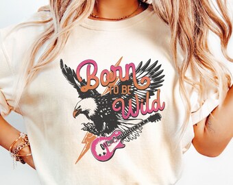 Born to Be Wild PNG, Design alla moda per magliette rock and roll, File PNG con sublimazione di fulmine con chitarra aquila, Arte della musica rock
