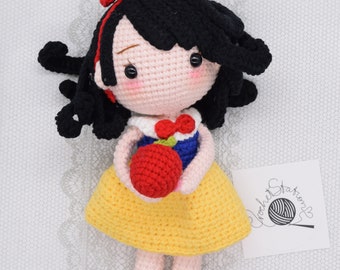 Finished Disney princess crochet dolls, Elsa, Moana, Snow White, Handmade 100% cotton, kids gift, birthday gift, collectable.