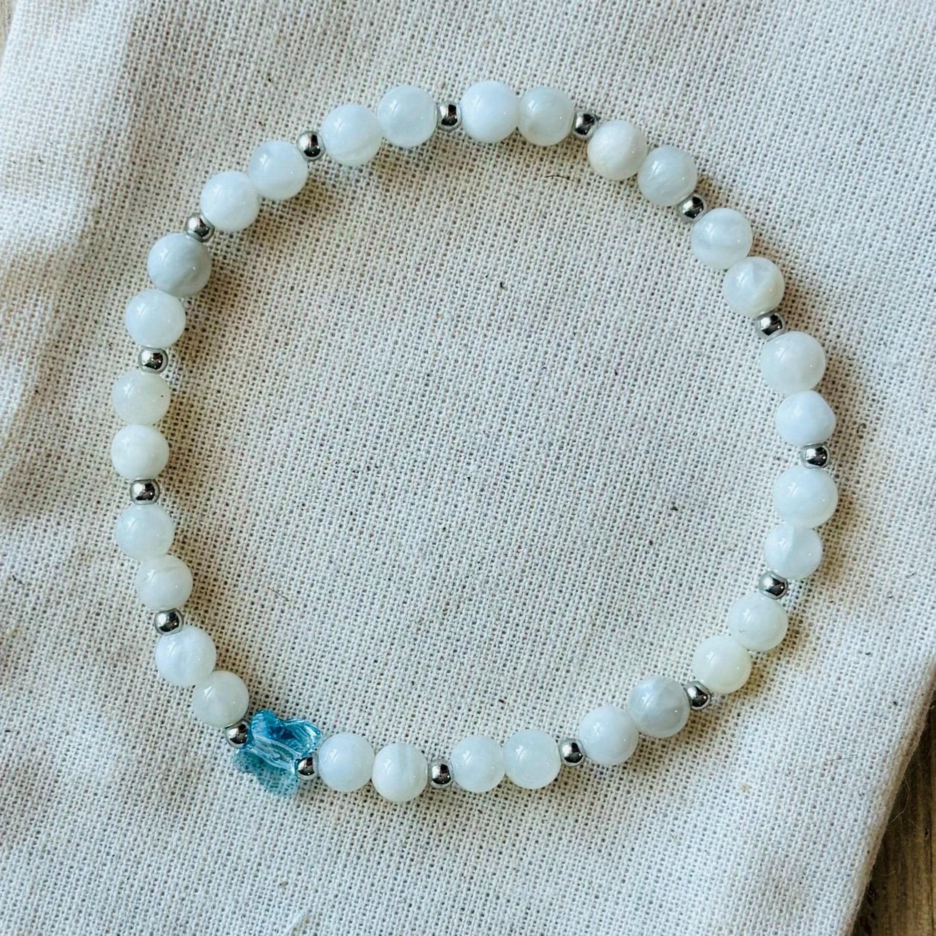 Bracelet En Pierre De Lune Naturelle - Motif Papillon, Longueur 17-18 Cm, Neuf Sans Emballage