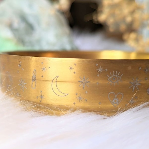 Brass Altar Bowl - Offering Bowl, Ritual Bowl, Incense Holder, Spell, Burning Bowl, Money Bowl, Shrine Bowl, Magic, Alter, Witchy, Cauldron