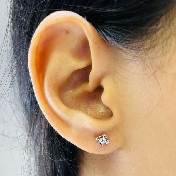 Piccolo orecchino di diamante, 14k oro 0,17 Ct diamante, orecchino a perno singolo, orecchino di diamante reale, orecchino di diamante d'oro
