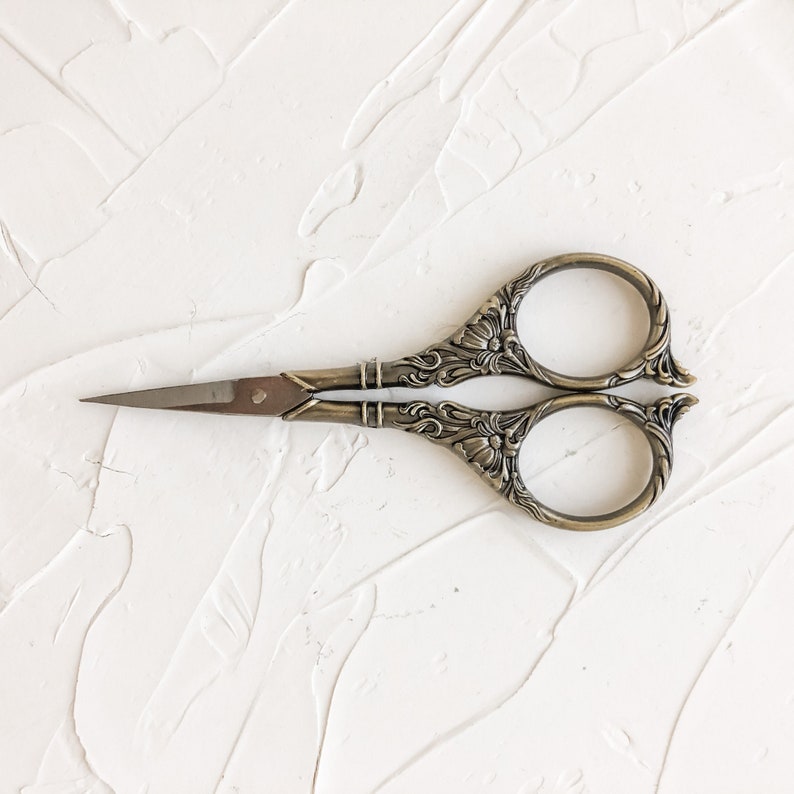 Vintage Decorative Scissors for Home Decor or Photography Flat Lays Wedding Details Ornate image 4