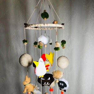 Barn Baby Crib Mobile, Baby Mobile Neutral, Baby Mobile, Felt Ball Mobile, Nursery Decor, Baby Shower, Felt Mobile