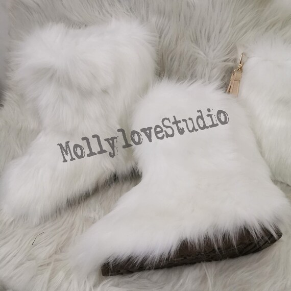 Faux Fur Boots Set for Women White Fur 