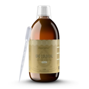 Könnte beinhalten: Eine 1-Liter-Flasche aus Braunglas von Dioxnatur Oro Coloidal mit weißem Verschluss und einer transparenten Kunststoffpipette. Das Etikett trägt den Text ORO COLOIDAL, 20 ppm und 1 LITRO. Die Pipette hat sichtbare Messmarkierungen in Millilitern.