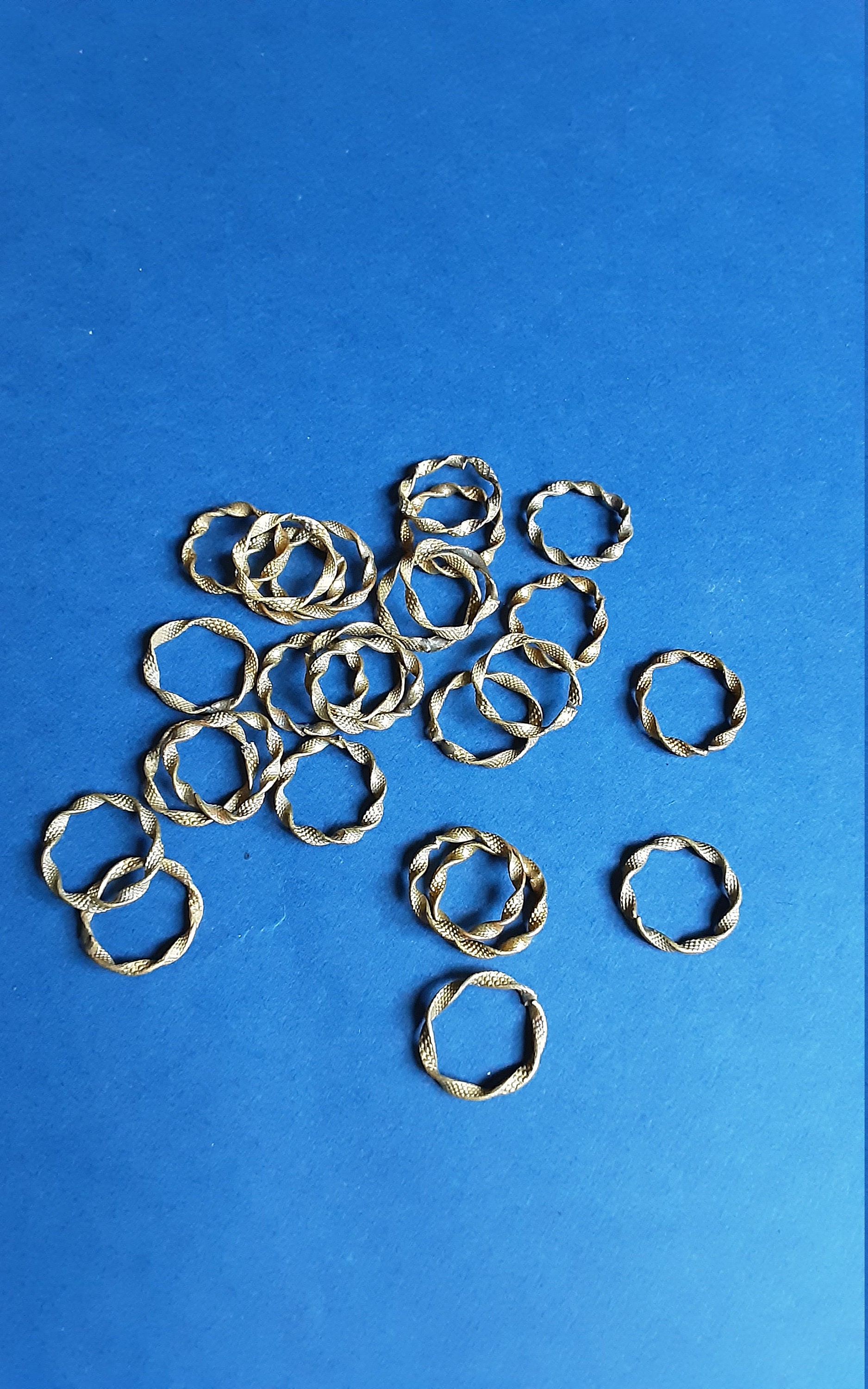 Anneaux Très Anciens Laiton | ou Cuivre?