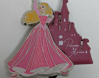 New on Card Sleeping Beauty Disney Princess Aurora Glitter Dress Pin New on Card Sleeping Beauty Disney Princess Aurora Glitter Dress Pin