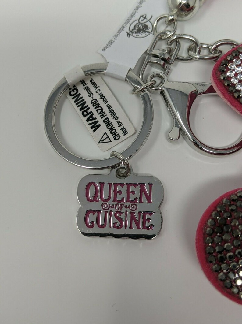 Minnie Queen Of Cuisine Food And Wine 25th Anniversary Keychain Disney Souvenirs Events Memorabilia Ichigenn Nishifunabashi Com