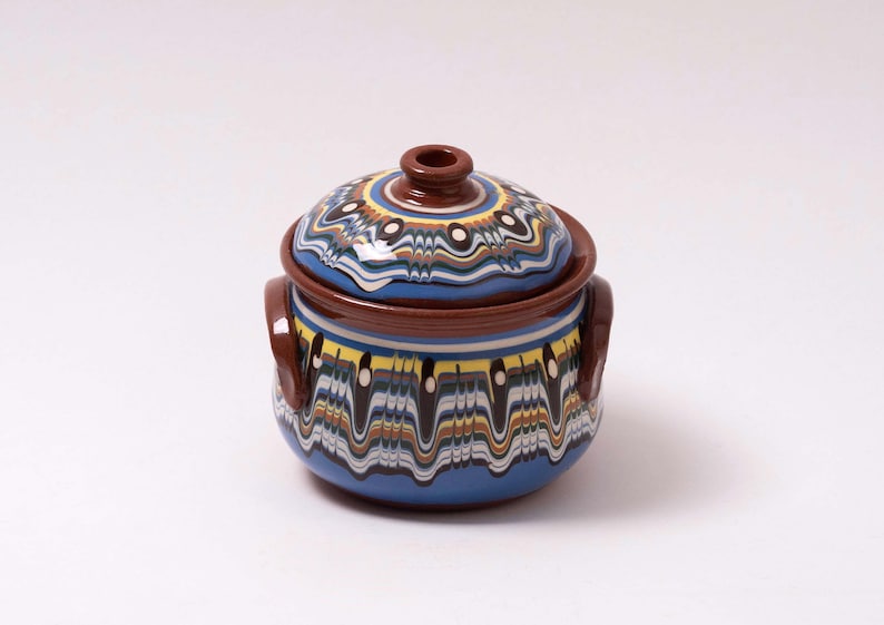 CASSEROLE DISH, BULGARIA, Cooking Pot, Small Traditional Stoneware Ceramic Pottery 600mlArtisan Hand Painted Baking Pot Dish With Lid Lapis blue