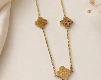 Vergulde ketting Arabische kalligrafie klaver, Sabr Shukr Tawakkul Faith-hanger