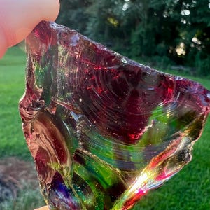andara glass mulicolored with red and green