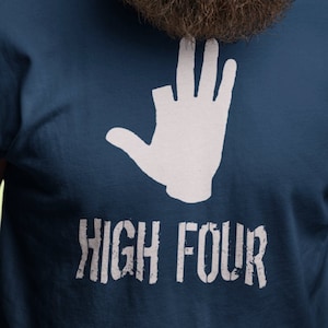 High Four Gift Missing Finger T-Shirt / Gift For Finger Amputee Unisex Jersey Short Sleeve Tee