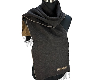 vintage FENDI Made in Italy Laine Angora Muffler Cravates Foulards