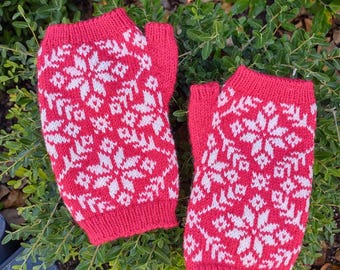 Peppermint Snowflake- Fingerless Mitts Digital Pattern
