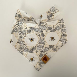 Busy Bees Tie On Pet Bandana