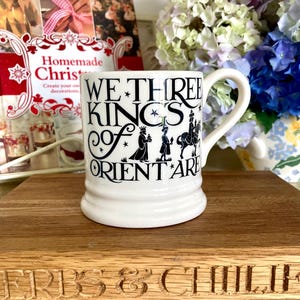 Emma Bridgewater “We Three Kings of Orient Are” Black Toast Script Mug – Rare Christmas Carol Edition Collectible English Pottery
