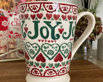 Emma Bridgewater “JOY” Cocoa Mug – 2011 Rare Edition, Red & Green Hearts, Handmade in England, Christmas Collector