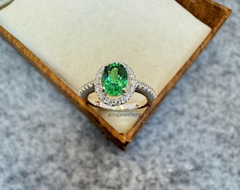 Oval Smaragd Halo Ring: 925 Sterling Silber Mai Geburtsstein