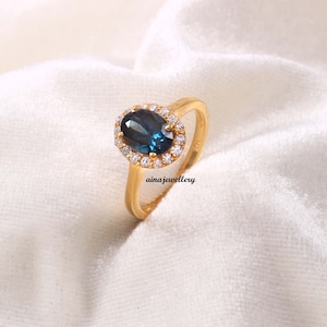 London Blue Topaz Ring, Blue Topaz Ring, Halo Ring, 925 Sterling Silver, Statement Ring, Promise Ring, Oval Cut Topaz, Women&#39;s Gifts Ring