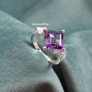 Alexandrite Ring, Stacking Ring, 925 Sterling Silver, June Birthstone, Birthday Gift Ring, Square Cut Alexandrite, Engagement Ring, Gift Her