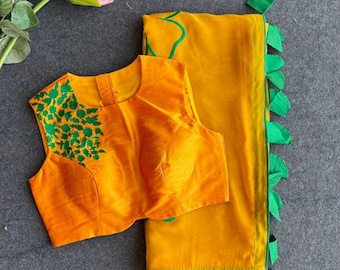 Sari amarelo mostarda em organza macia com blusa bordada