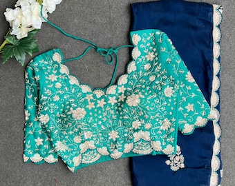 Handgemaakte nachtblauwe sari met blauwe blouse