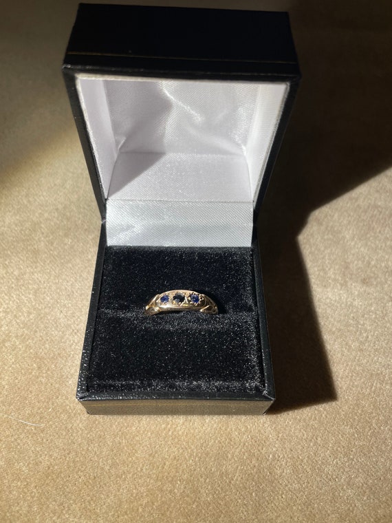 Victorian Gold and Sapphire ring size 7-7.5