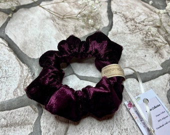 Midi Panne Velvet Scrunchie Purple | Purple Hairtie | Super weicher Haargummi | Extra fester Halt