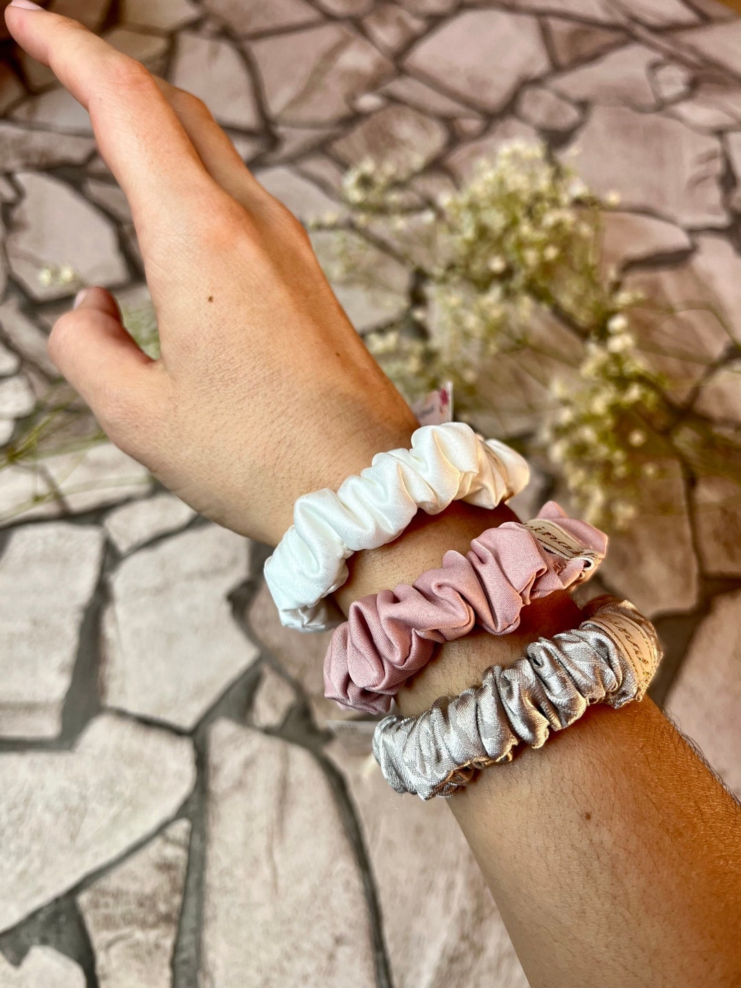 ☆TATIANA☆ Innocent Rose Scrunchie HB2258 Rose Ella Scrunchie – EACH Jewels