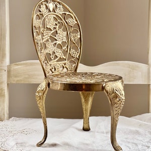 Vintage Petite Brass Decorative Chair / Plant Stand / Doll Sized Chair, Bistro Style Chair with Grapevine Motif, 11&quot; Tall Brass Stand