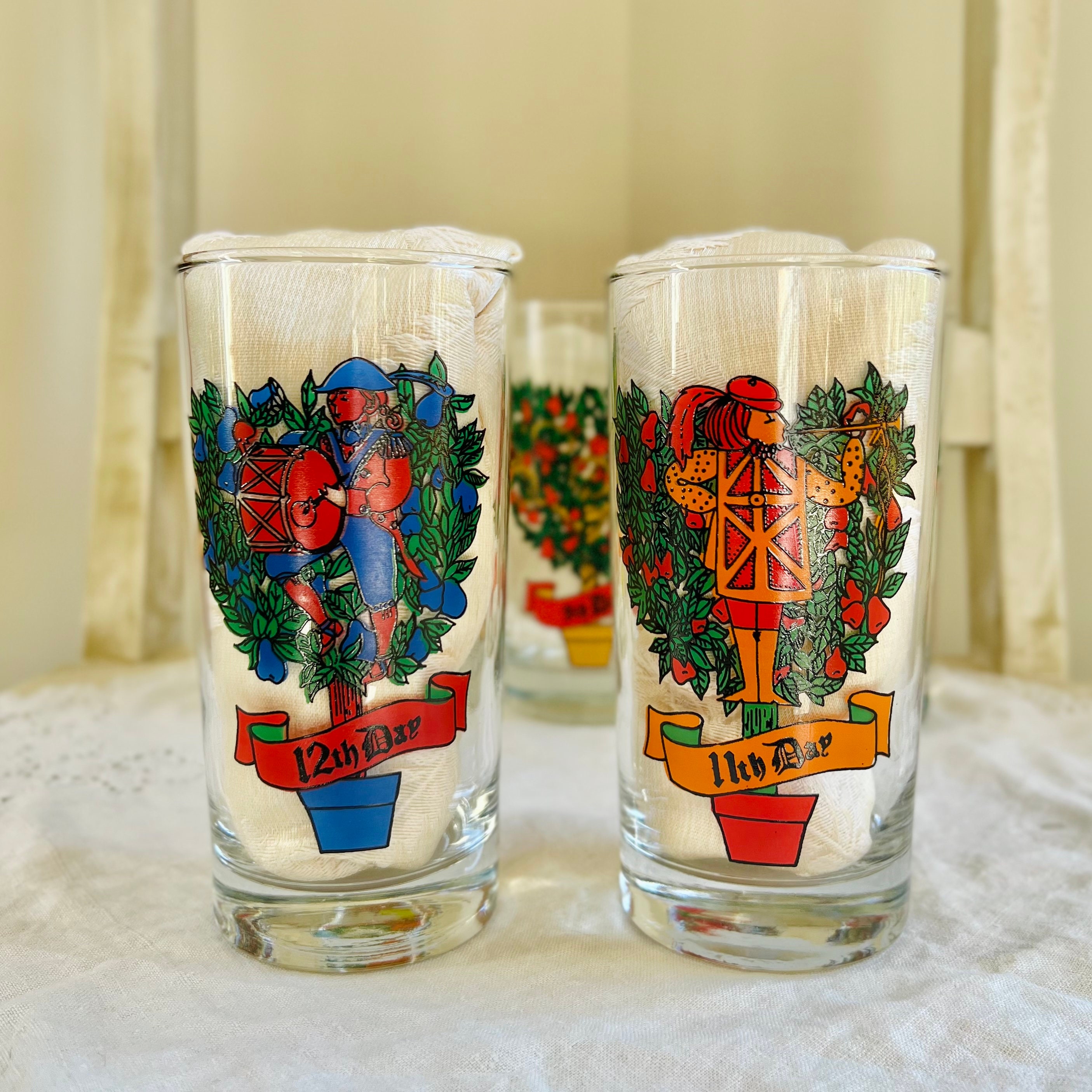 Vintage 12 Days of Christmas Tumblers, Sold Individually, Vintage Holiday  Glassware - Etsy