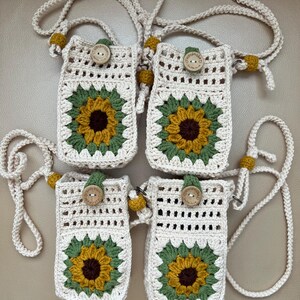 手作り。かぎ針編みコットン糸使用。サイズ：iPhone、クロスボディ