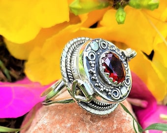 Bague empoisonnée faite main en argent sterling plaquée grenat - Pierre de naissance de janvier