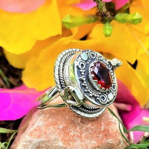 Cutting Garnet Poison Ring/925 Sterling Silver Ring/Silver Material Handmade Ring/January Birthstone Ring/Small Box Ring/Gift for All
