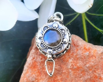 Labradorite Poison Pendant: Handmade Sterling Silver Plated Locket