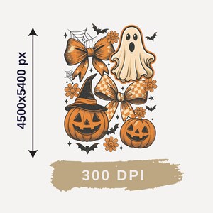 Pode incluir: Gr&aacute;fico de Halloween em estilo vintage com um fantasma, ab&oacute;boras, la&ccedil;os, morcegos e flores nas cores laranja, preto e creme. As ab&oacute;boras t&ecirc;m rostos esculpidos, e uma usa um chap&eacute;u de bruxa. Os la&ccedil;os t&ecirc;m um padr&atilde;o xadrez.