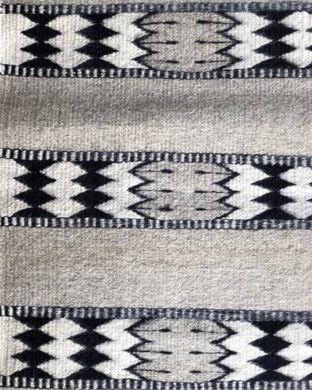 Minimalist Rug Pattern Black and White Design / Minimalist Rug - Etsy