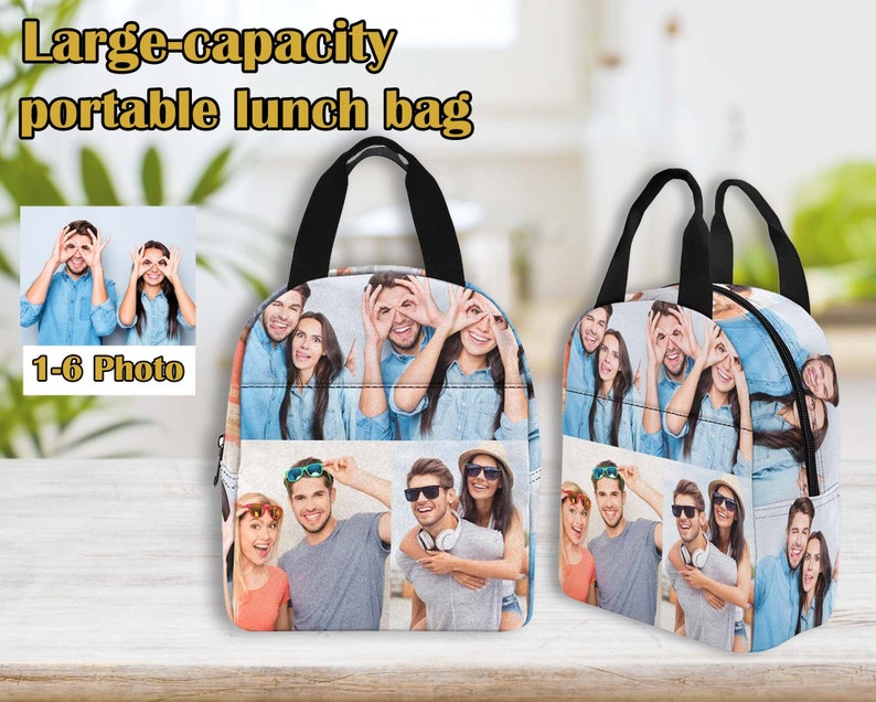 Puede incluir: Una bolsa de almuerzo negra con cierre de cremallera y gran capacidad. La bolsa est&aacute; decorada con un collage de fotos de personas. El texto "1-6 Photo" est&aacute; impreso en la bolsa.