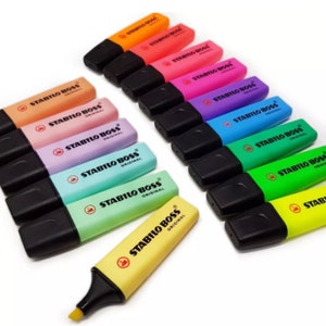 15 Stabilo Boss markers in desk set Original Desk-highlighters