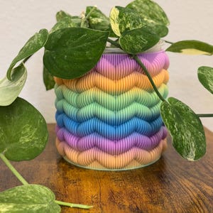 Blomkruka - “Stickad” - Planter