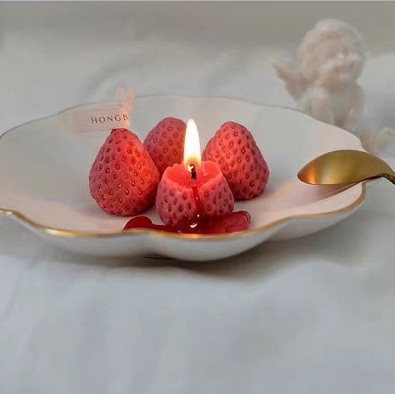 Mini Strawberry Candle Set of 4 One Large Strawberry Candle Etsy