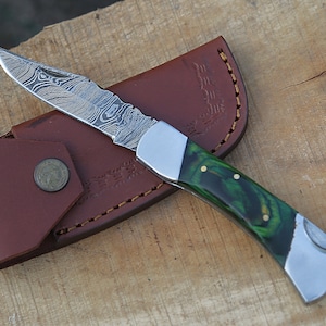 Handmade Damascus Pocket Knife With Green Color Wood Handle Birthday Gift Folding Knife Groomsmen Anniversary Gift for Men & Boyfriend Dad