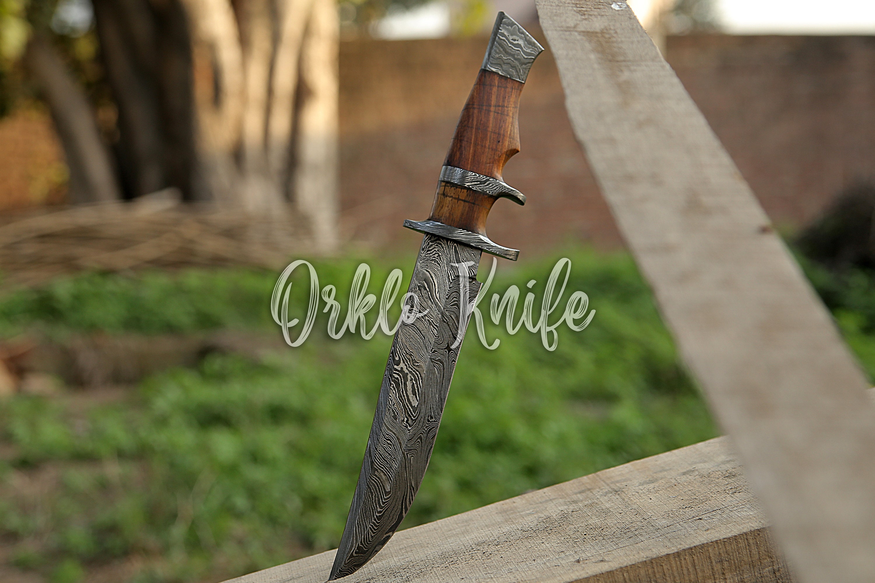 Handmade Damascus Hunting Knife with Rosewood Handle