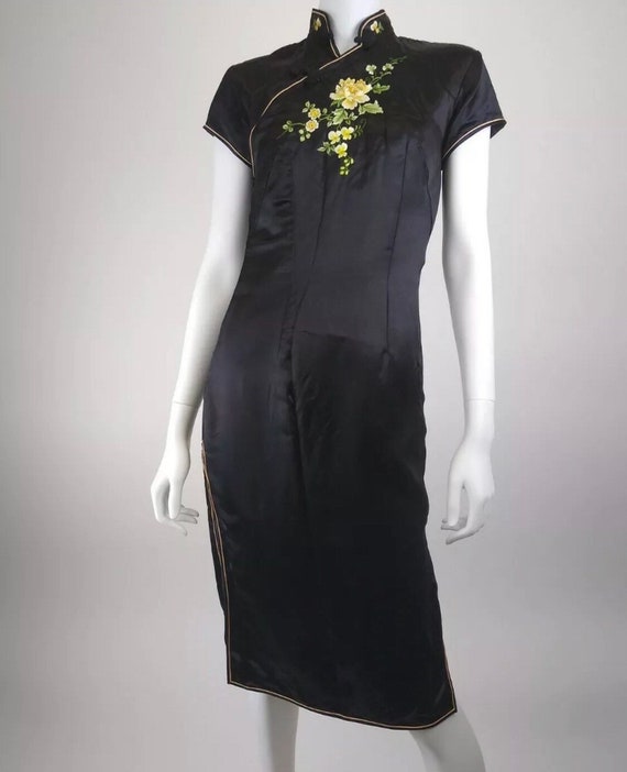 Vintage 1960/1970s Far Eastern black silk maxi dr… - image 2