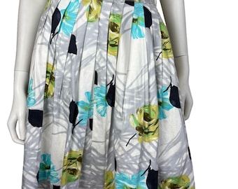 Vintage Original 1950s Pinup Rockabilly white Floral Skirt UK 6  24”